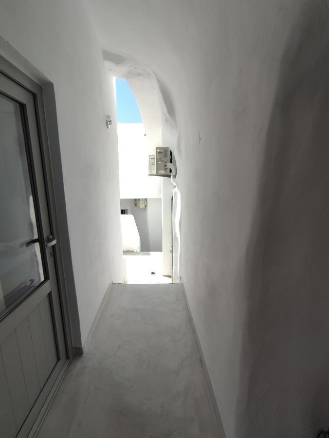 Thira Economy Rooms Fíra Kültér fotó