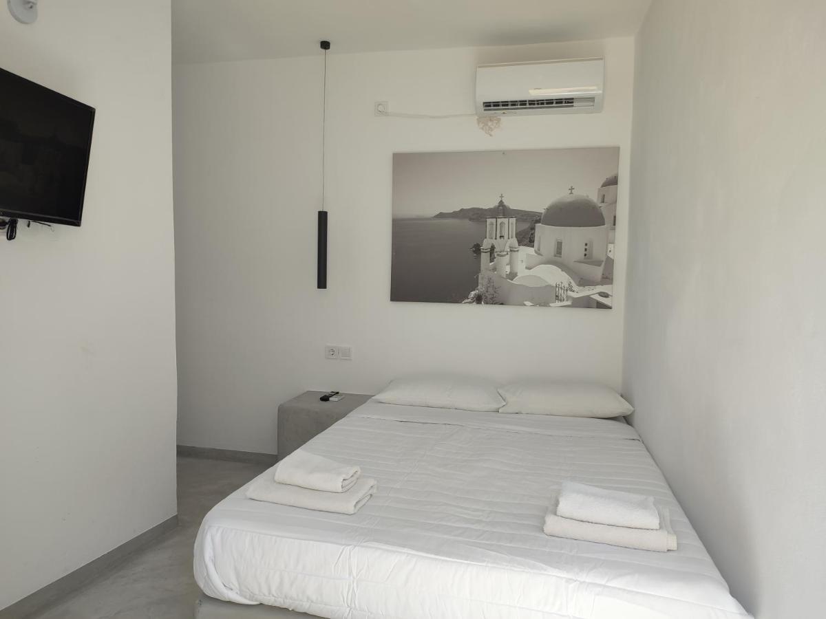 Thira Economy Rooms Fíra Kültér fotó