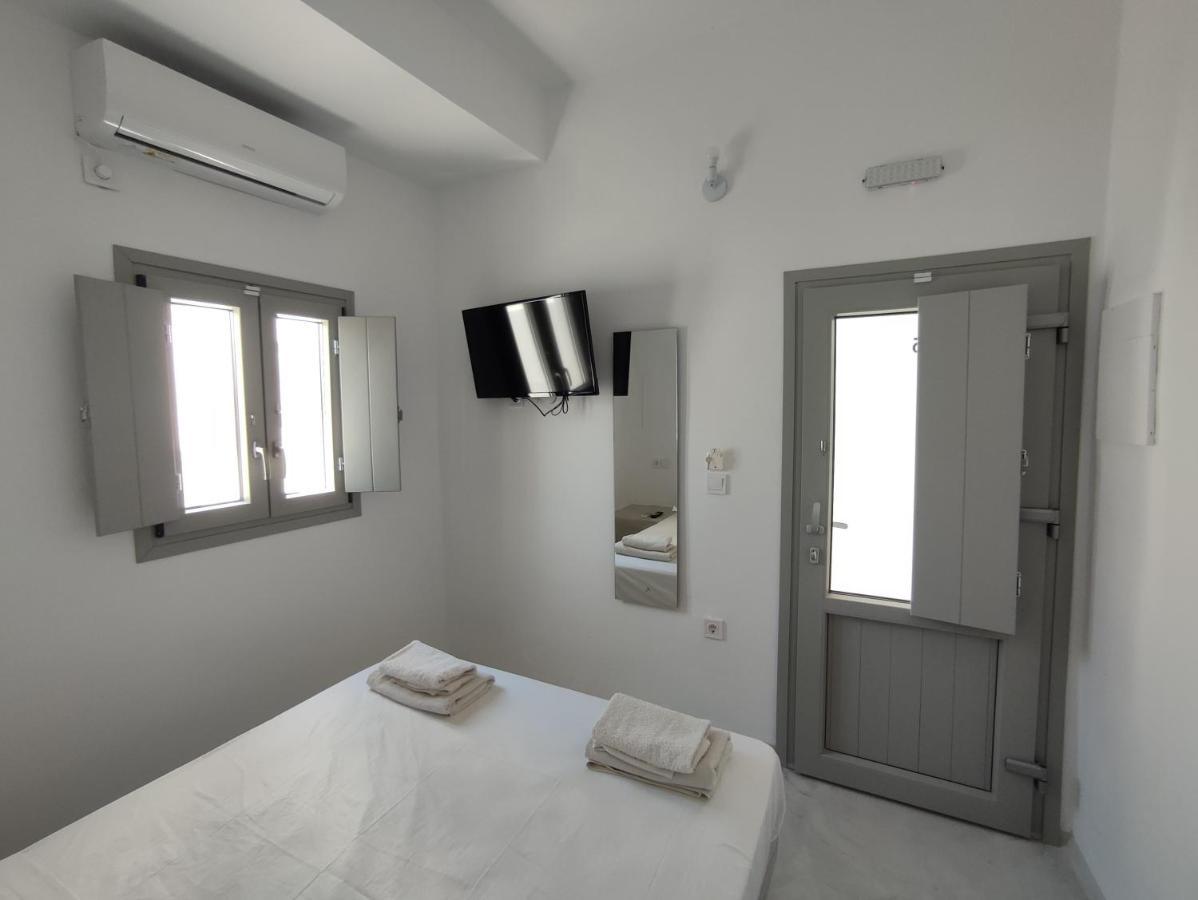 Thira Economy Rooms Fíra Kültér fotó