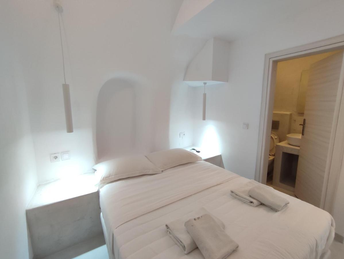 Thira Economy Rooms Fíra Kültér fotó