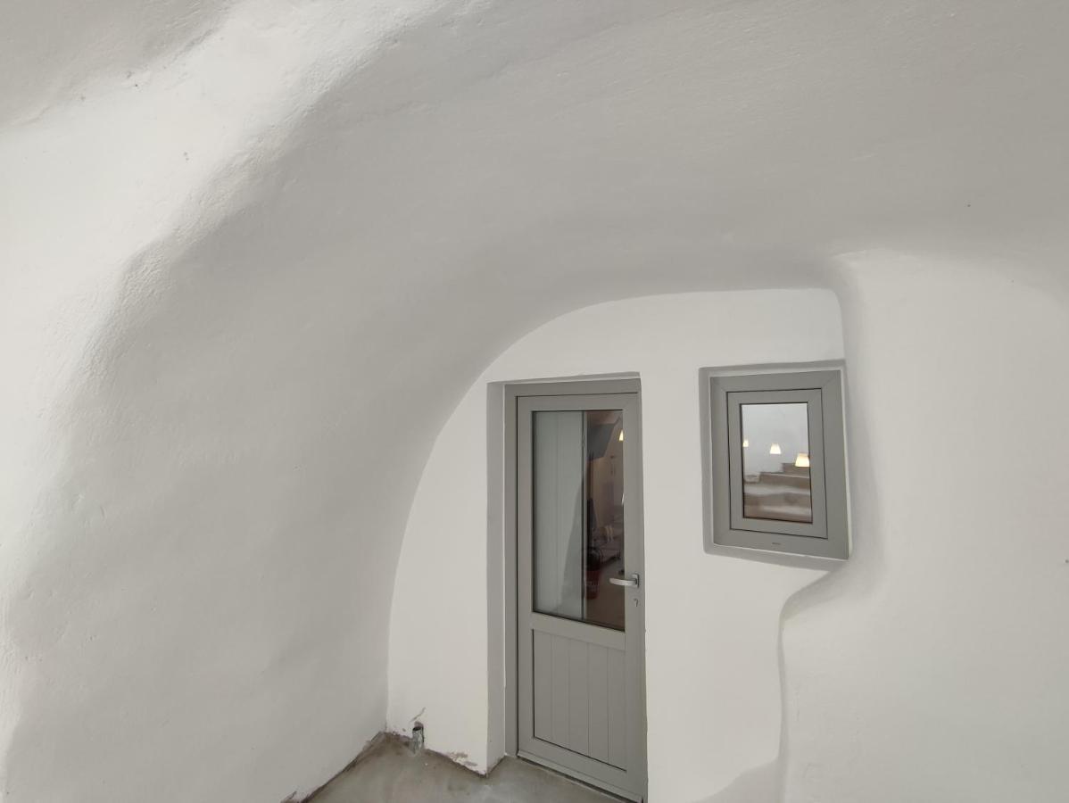 Thira Economy Rooms Fíra Kültér fotó