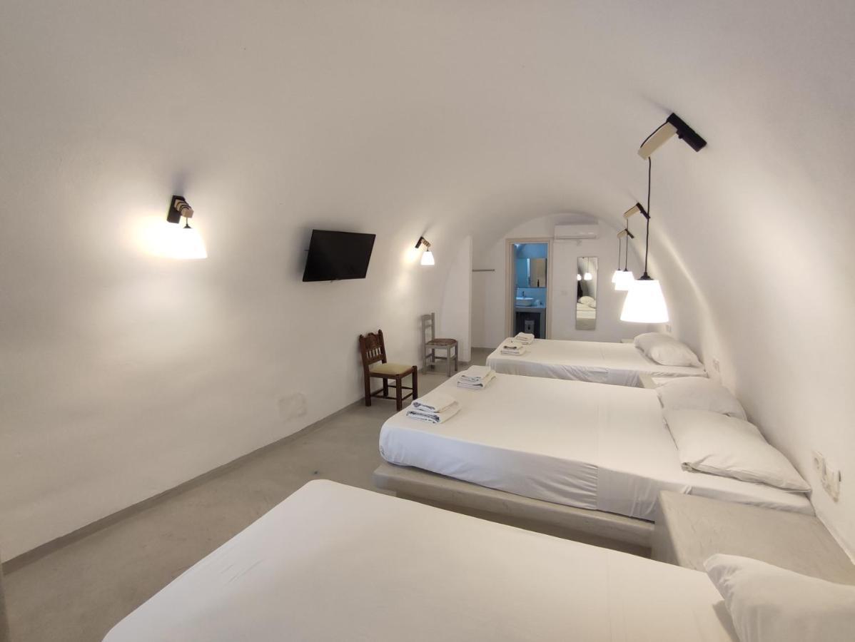 Thira Economy Rooms Fíra Kültér fotó