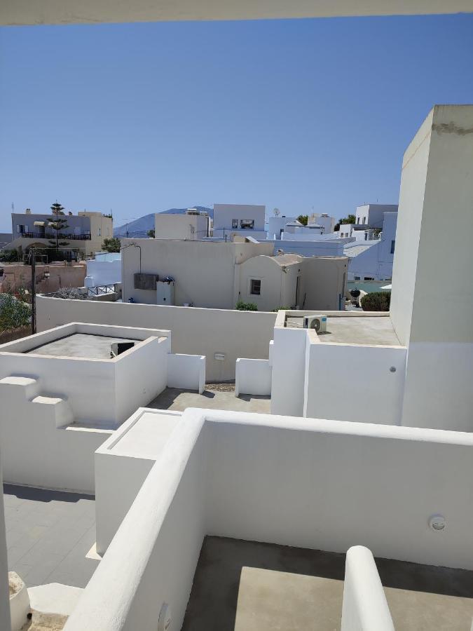 Thira Economy Rooms Fíra Kültér fotó